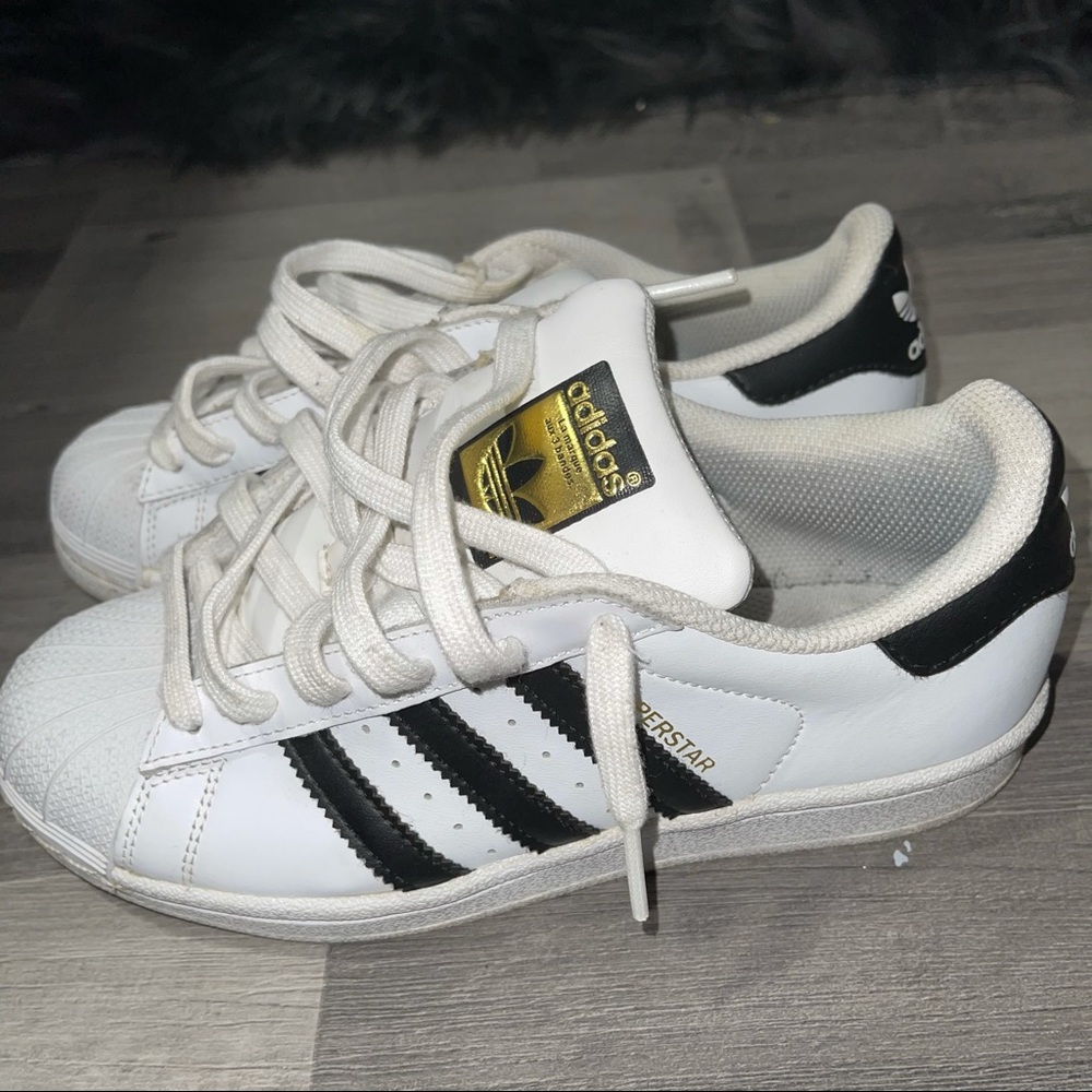 Adidas Superstar - Picture 2 of 6
